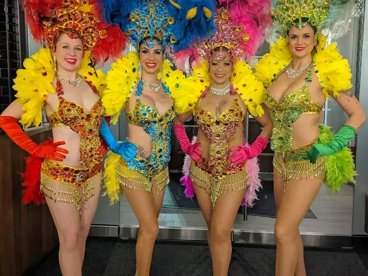 Tropicana Queens